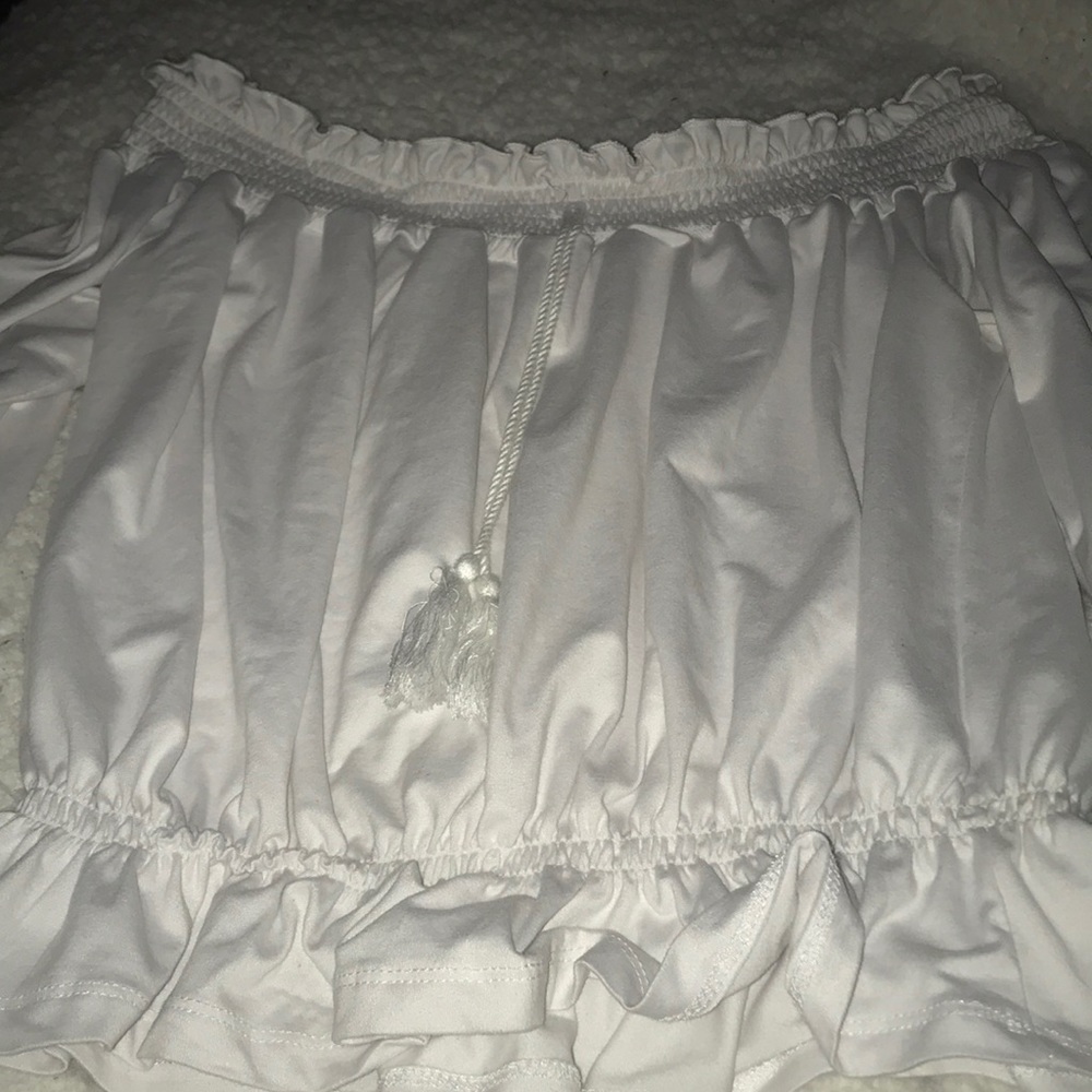 white ruffle top